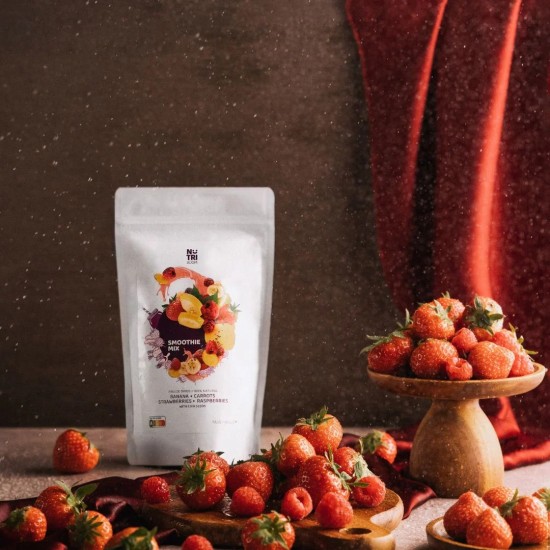 Лиофилизиран микс за смути NUTRIBOOM Shape Up - банан, малина, ягода, морков, чия 2